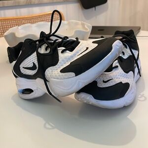 Nike AirMax! Size 6.5.